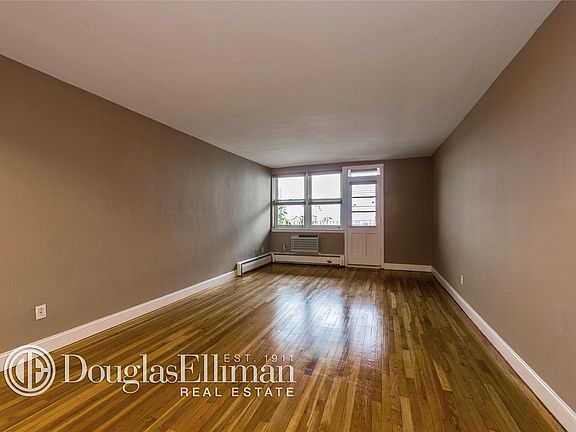 3rd image of 210 E Broadway APT 4G