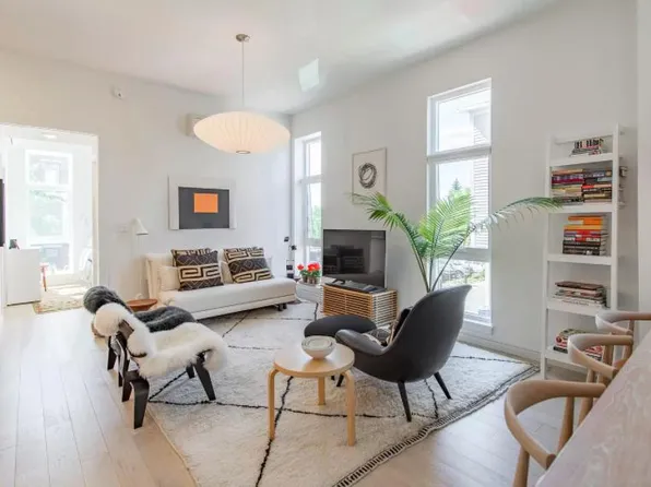 1 Joy Pl #2A, Portland, ME 04102