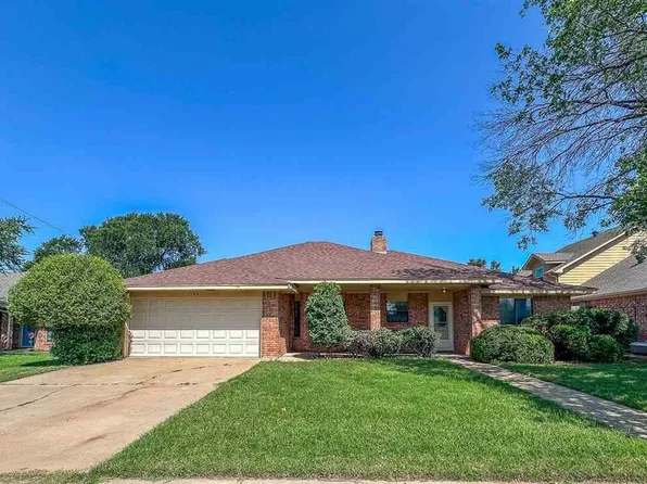 2744 Shepherds Gln, Wichita Falls, TX 76308