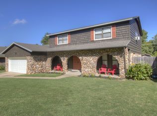 509 W 31st St S, Sand Springs, OK 74063