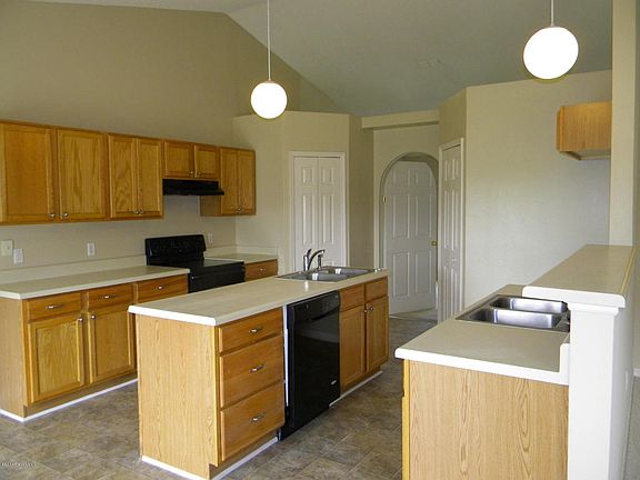 5th image of 2940 Fisher Ave SE