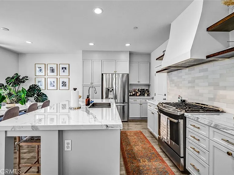 16772 Henry Way — Photo 7