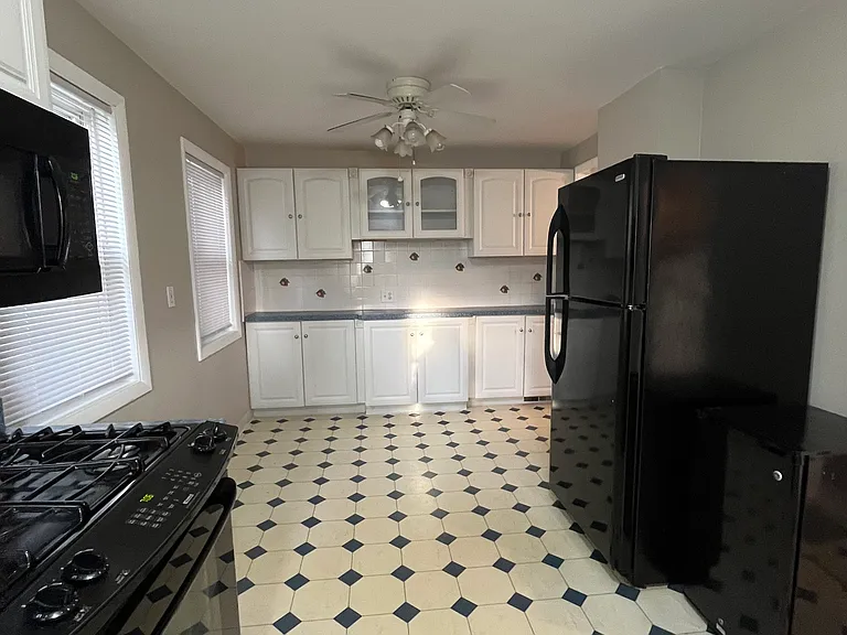 272 Norwalk Ave — Photo 21