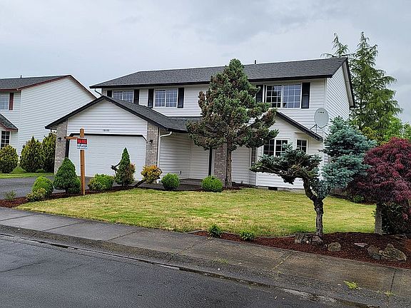 2nd image of 16400 NE 72nd Cir