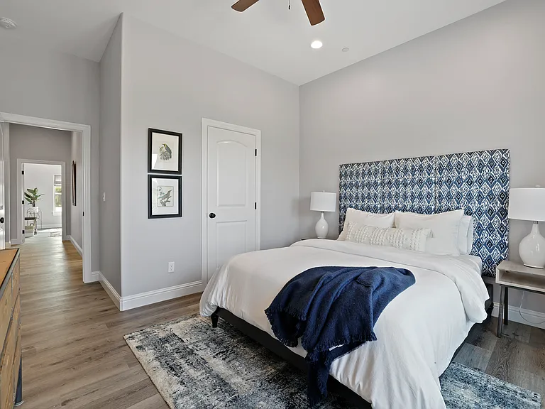 9403 E Jahant Rd — Photo 29
