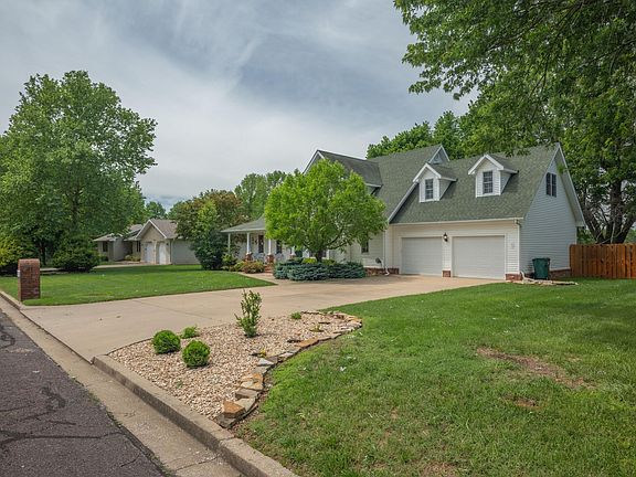 5th image of 1402 Dierker Drive