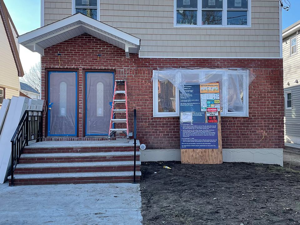 1st image of 11022 178th St
