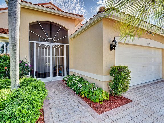 5th image of 8982 Terni Ln