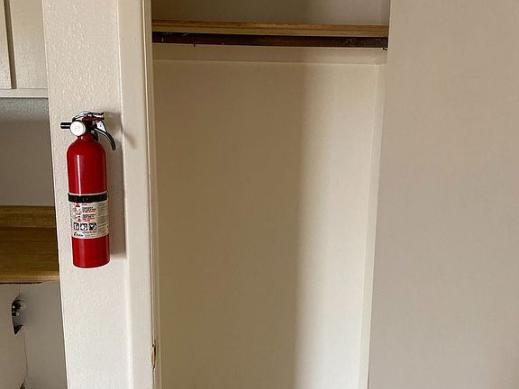 4th image of 1320 Dr Martin Luther King Jr Ave NE APT 11