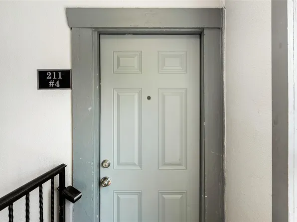 211 N Milby St #4, Houston, TX 77003