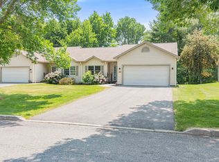 323 Bittersweet Cir #323, Williston, VT 05495