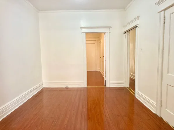 752 54th Street image 4 of 11