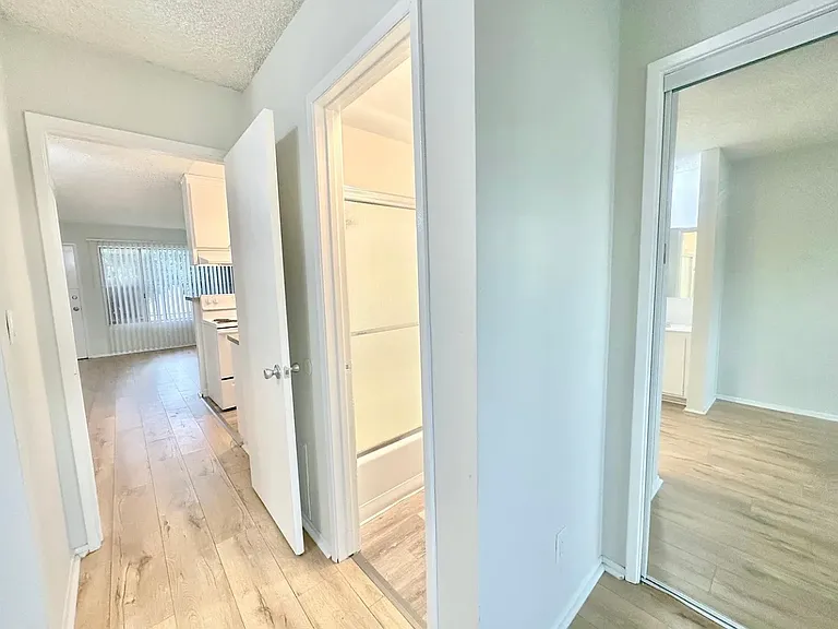 715 Machado Dr — Photo 9