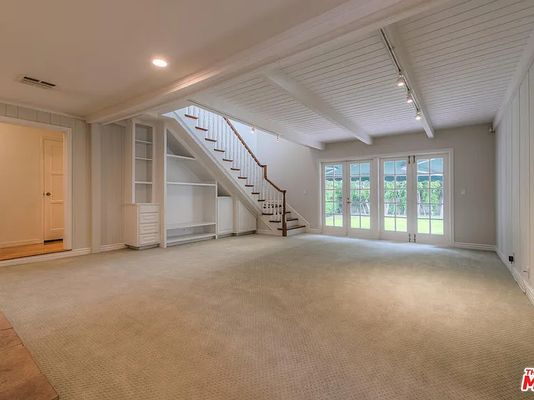 4110 Sunnyslope Ave — Photo 10