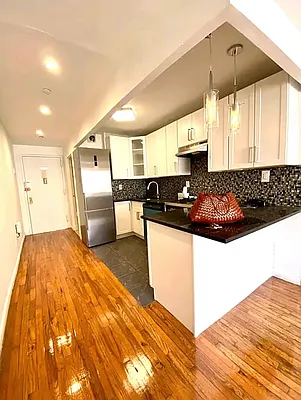 Rented by EXR | media 21