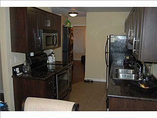 5th image of 3040 Alta View Dr #101
