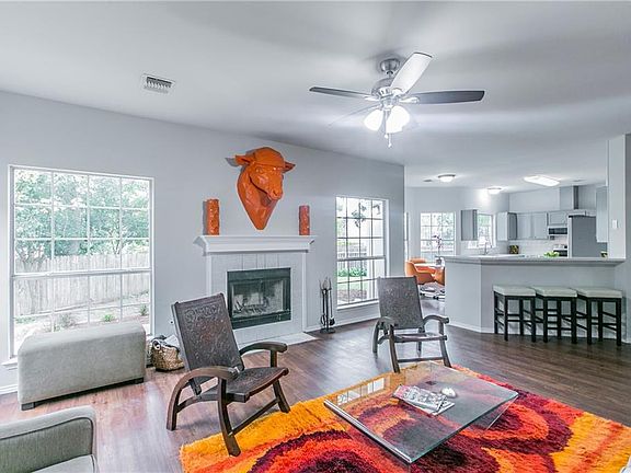 4th image of 1704 Fort Grant Dr