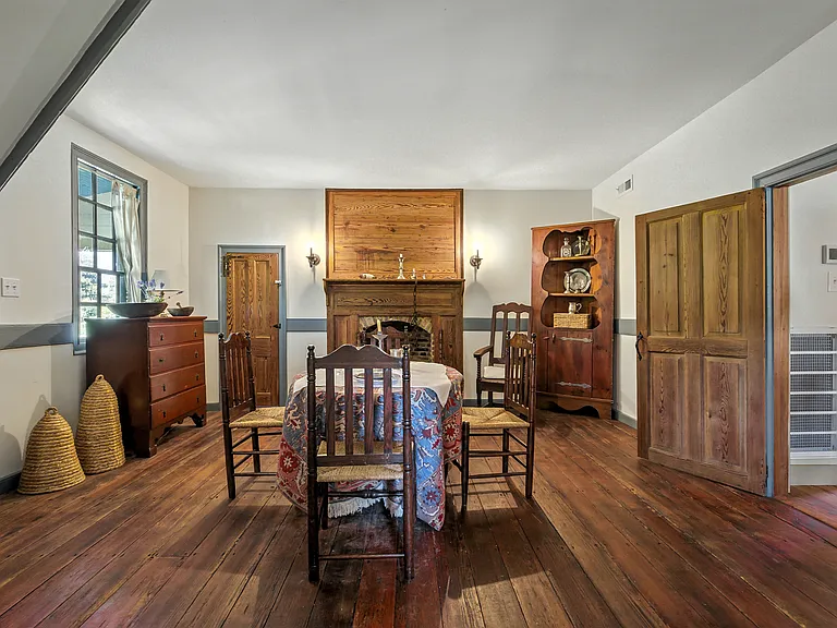11826 Colonial Trl W — Photo 13