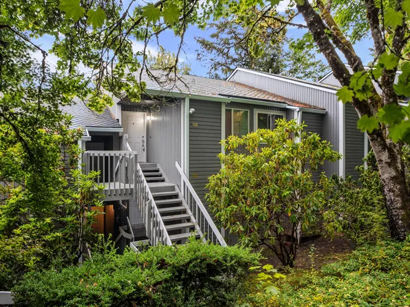 44 Eagle Crest Dr APT 1, Lake Oswego, OR 97035