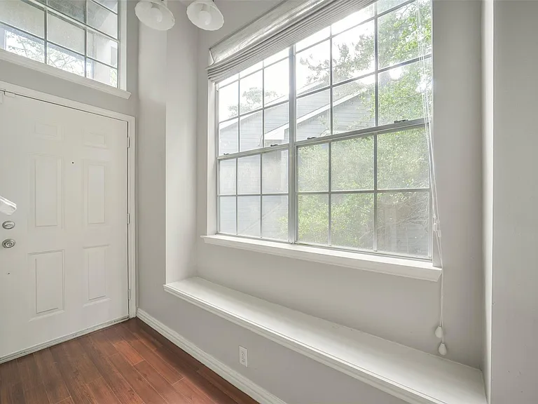 11 Verbena Bend Pl — Photo 17