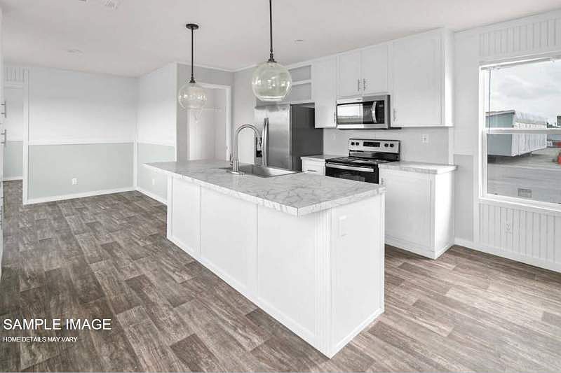 2nd image of 6220 Katy Hockley Rd #320