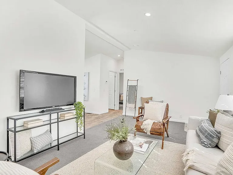 The Villas On Francher Creek — Photo 6