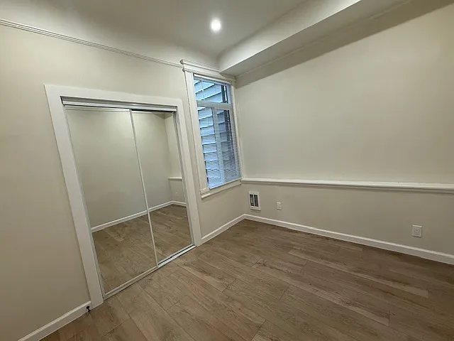 1470 California St #6 — Photo 9