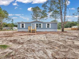 352 River Ridge Cir, Jesup, GA 31545