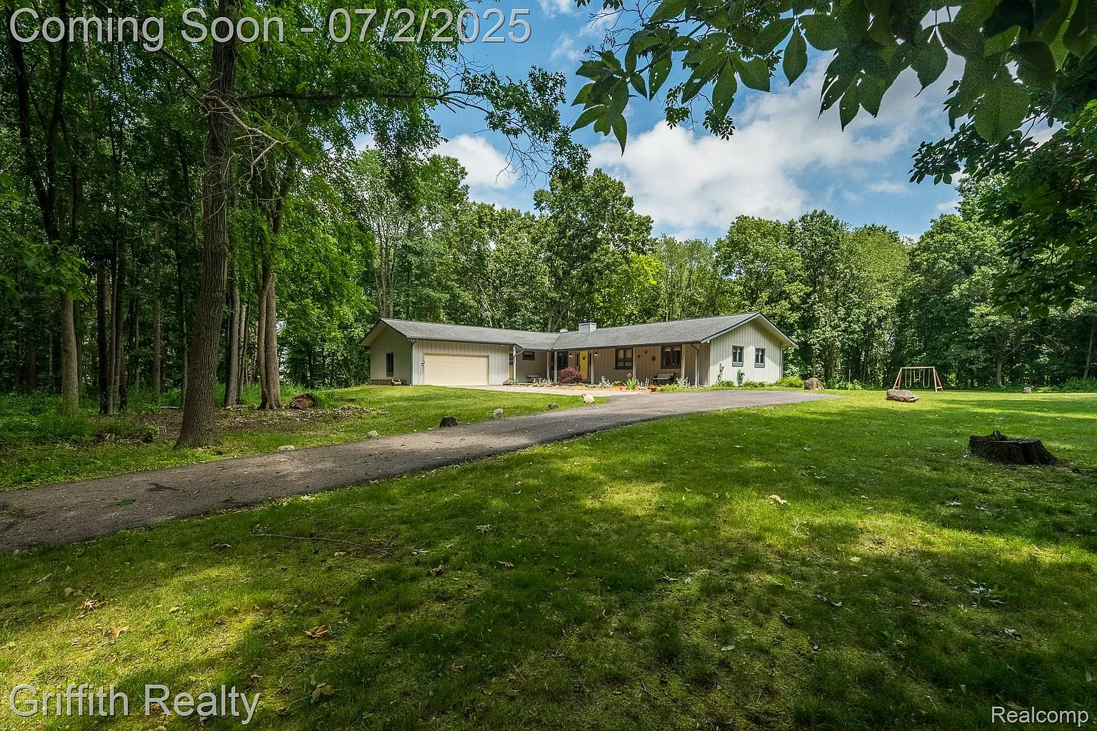 2035 Hunter Rd photo 1