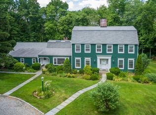 16 Carriage Rd, Wilton, CT 06897