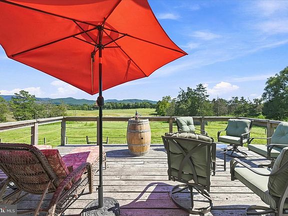 113th image of 625 Riverbend Rd