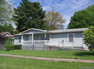 309 E Vandalia St, Waverly, IL 62692
