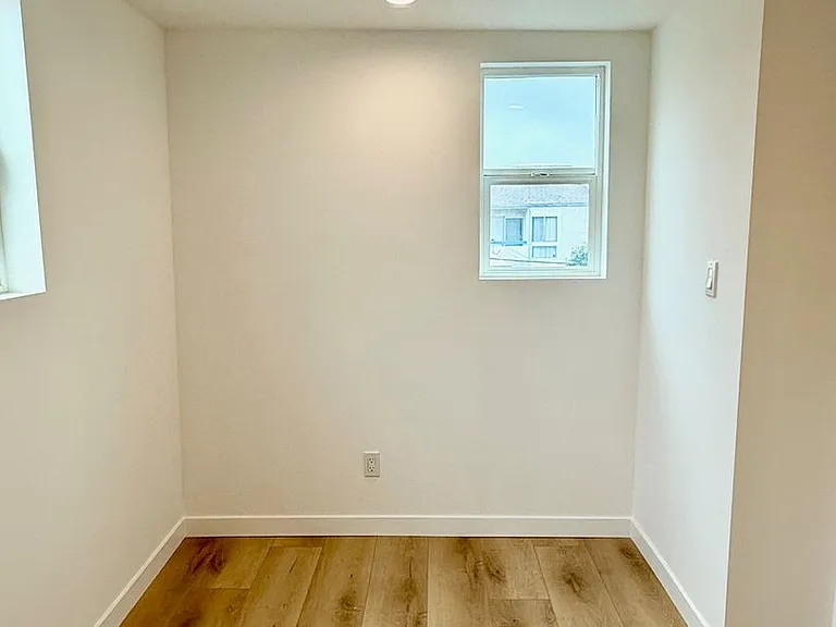 1021 Venice Blvd #&-1454 — Photo 14