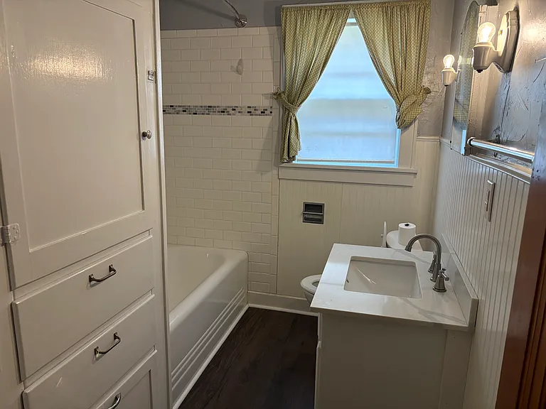 828 W Gandy St — Photo 12