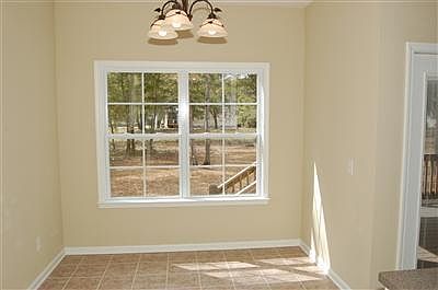 5th image of 2695 Sea Vista Drive SW