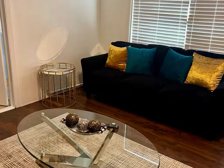 2727 N Oak Park Ave #1F — Photo 9