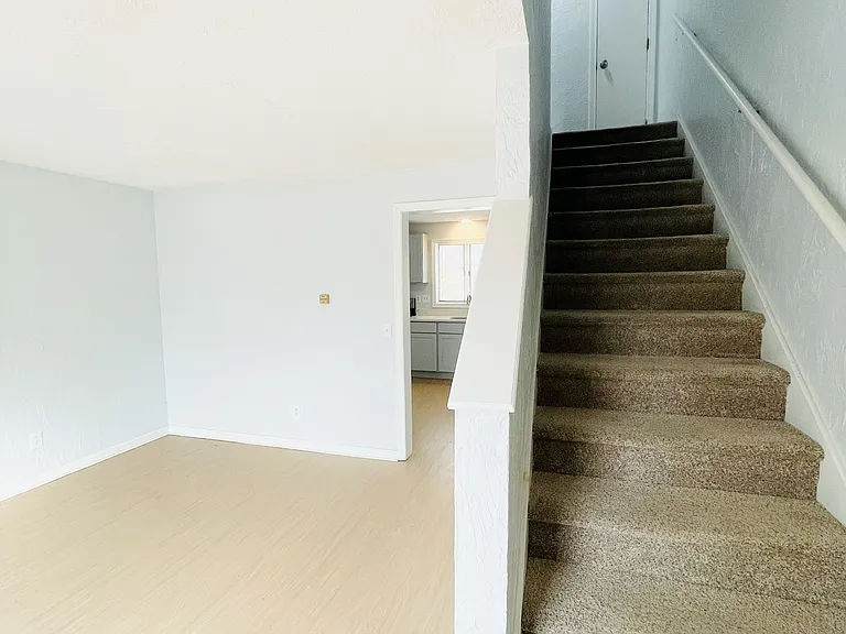 Spencer Heights — Photo 10