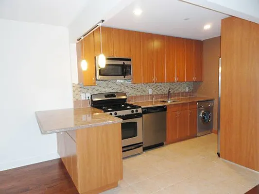 Rented by Manhattan Flats | media 1