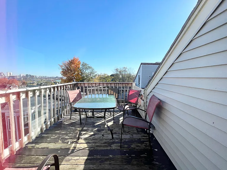 7 Iroquois St #2L — Photo 12