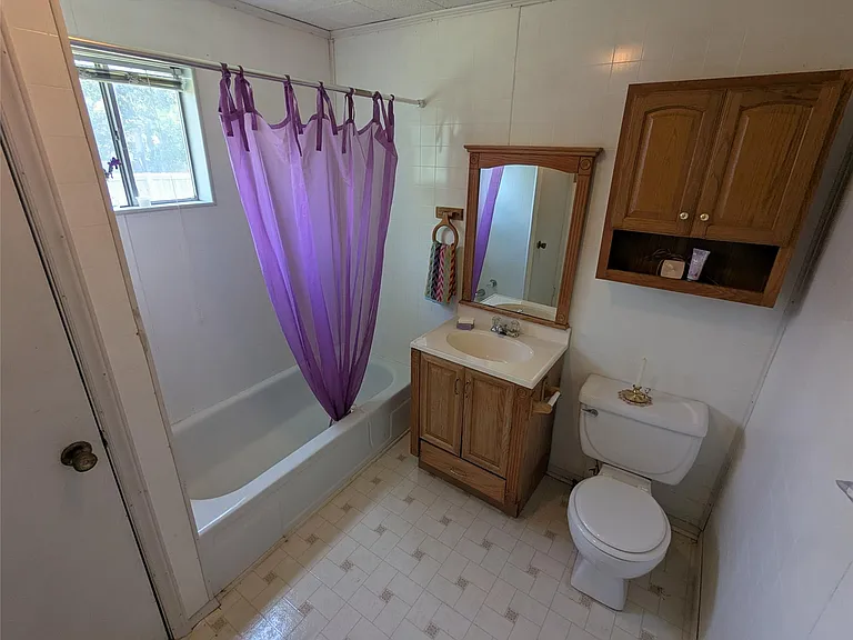 1319 Grace St — Photo 19
