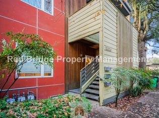 2320 SE Morrison St APT 2, Portland, OR 97214