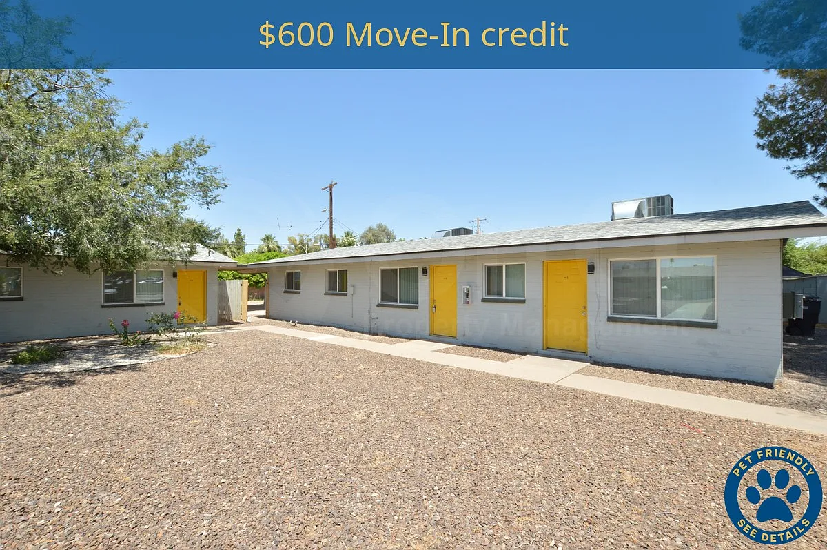 3 bed, 2.0 bath, 1024 sqft, $1,349 — Photo 1