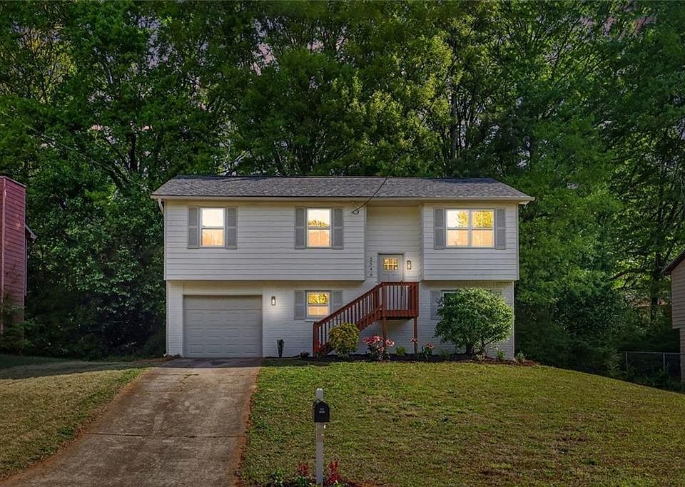 1st image of 2546 Candler Woods Dr