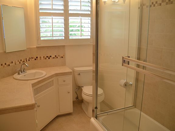 3rd image of 8676 Chalmers Dr APT 3