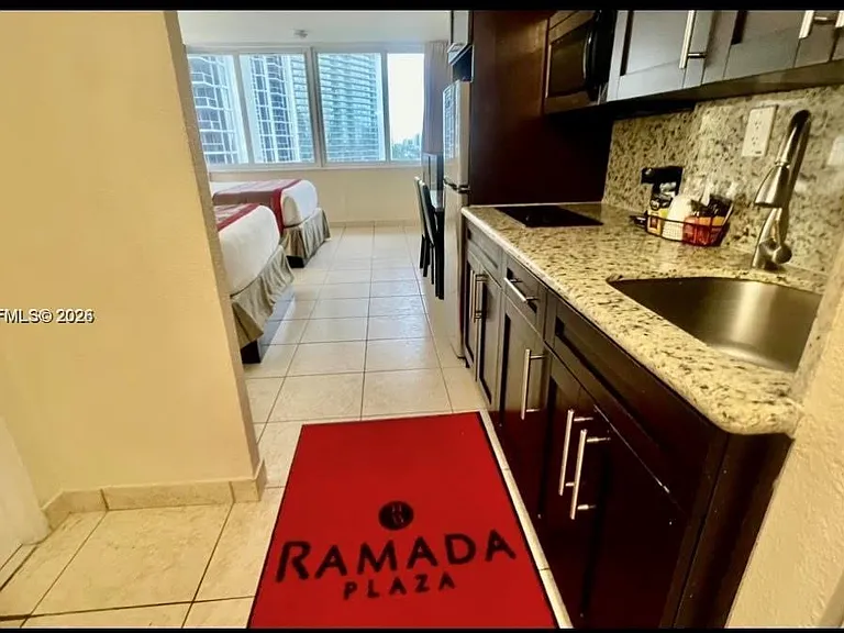 19201 Collins Ave #942 — Photo 11