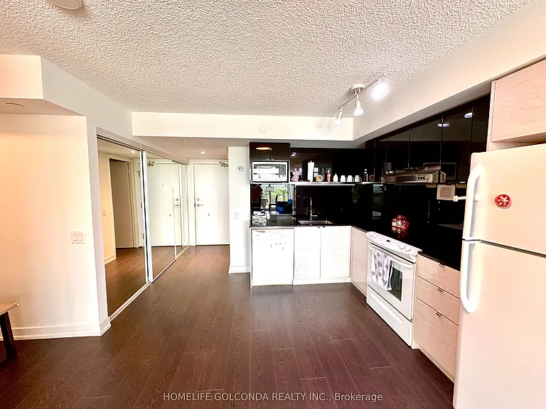 72 Esther Shiner Blvd #1509 — Photo 8