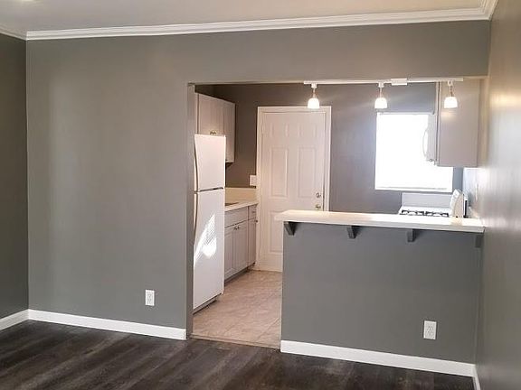 4th image of 616 S Avenue 60 #616