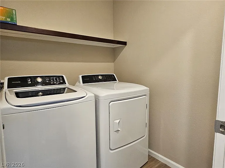 8016 Carpenter Creek Ave — Photo 23