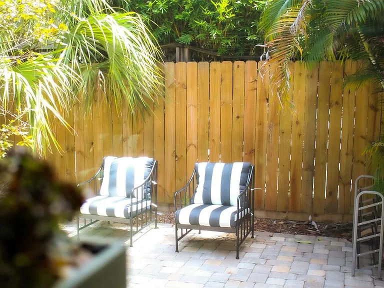 4115 W San Pedro St — Photo 39