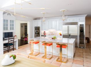 356 Mamaroneck Rd, Scarsdale, NY 10583